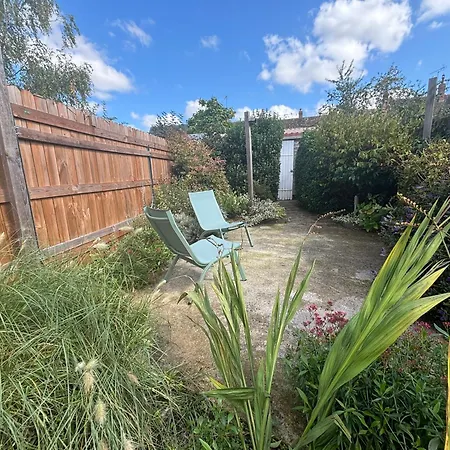 Maison Au Calme Quartier Lancrel *